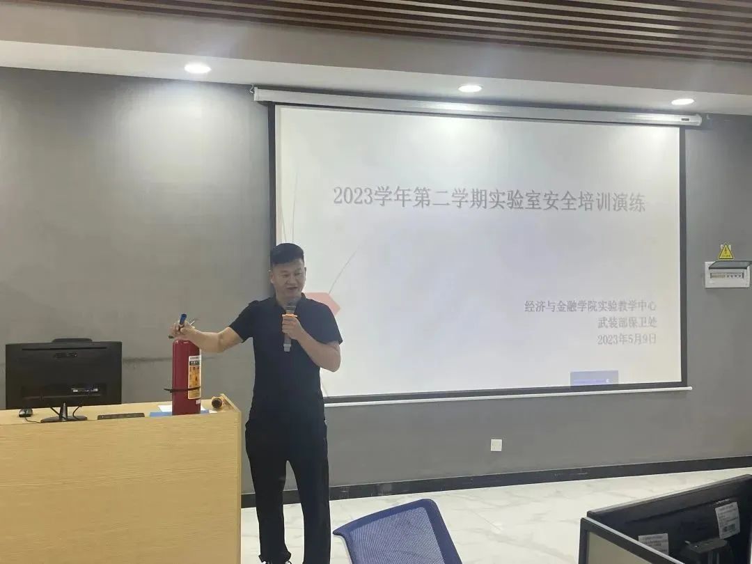 说明: D:\我的文档\WeChat Files\wxid_eb2oaahk8yih21\FileStorage\Temp\0f3316e3526933c7fc76bbf3b521d5db.jpg