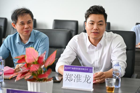 XJH_9390 XJH_9390