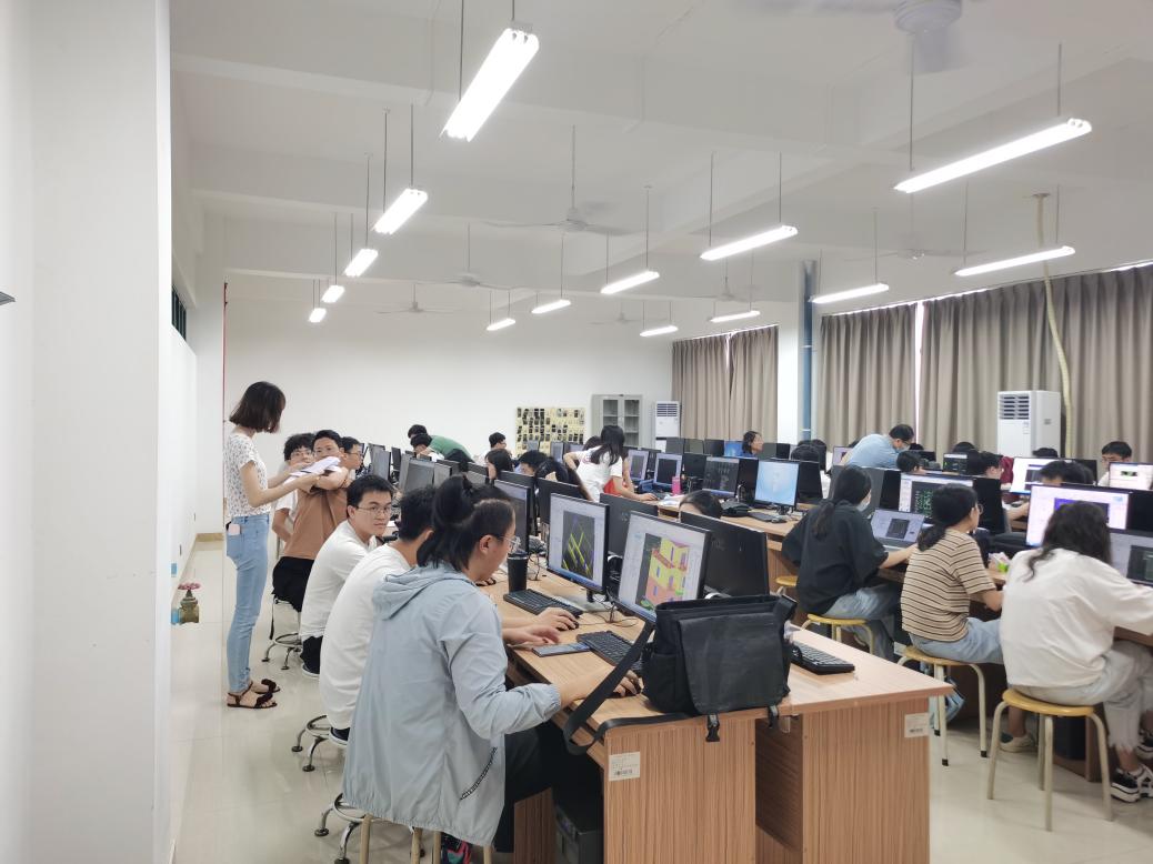 说明: 微信图片_20210507212633 说明: 微信图片_20210507212633